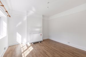 Photo 16- click for photo gallery